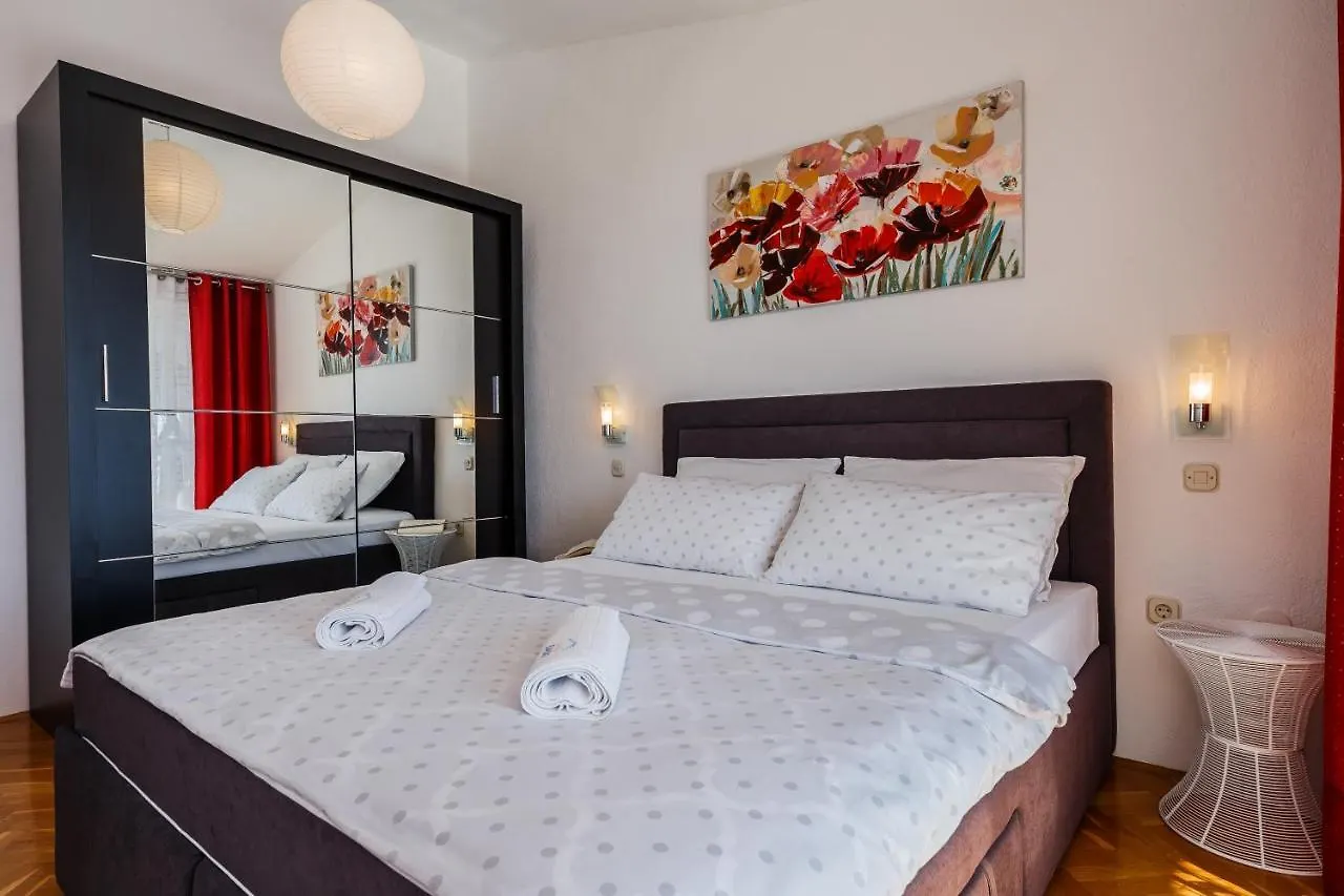 Adriatic Sea View Apartments Τρογκίρ