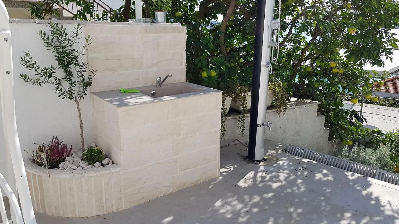 Adriatic Sea View Apartments Τρογκίρ