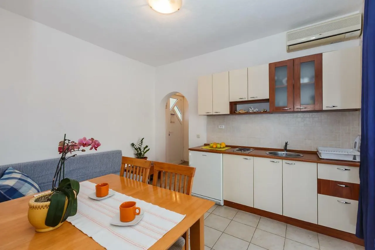 Adriatic Sea View Apartments Τρογκίρ 0*,  Κροατία