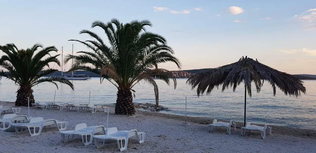 Adriatic Sea View Apartments Τρογκίρ Κροατία