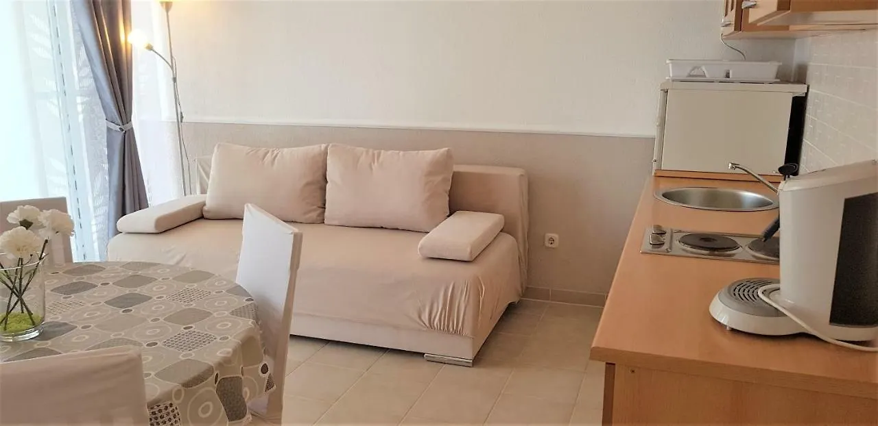 Adriatic Sea View Apartments Τρογκίρ