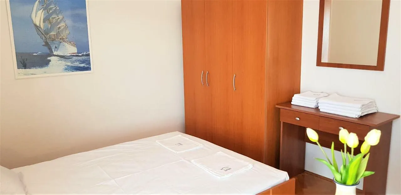 Adriatic Sea View Apartments Τρογκίρ