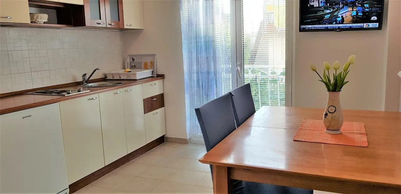 Adriatic Sea View Apartments Τρογκίρ